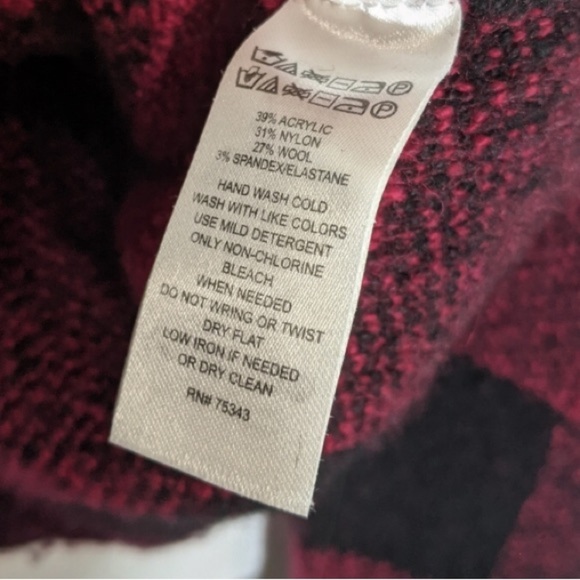 TAHARI Buffalo Plaid Wool Blend Mock Turtleneck Sweater - Picture 5 of 5